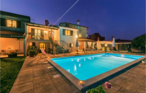 3 Bedroom Beautiful Home In Svetvincenat